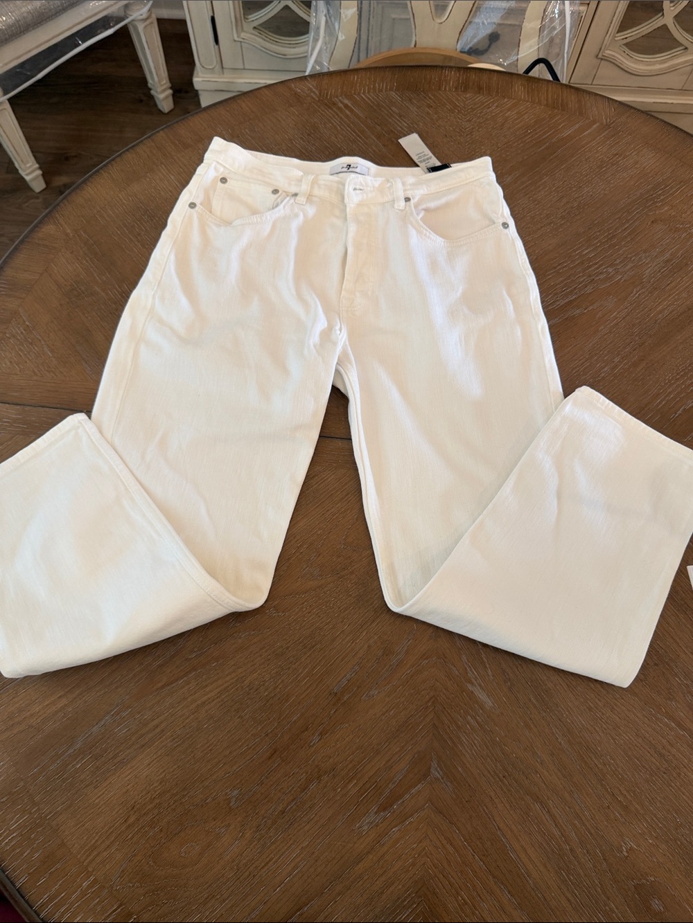 7 For All Mankind Women’s White Straight Jeans size 28